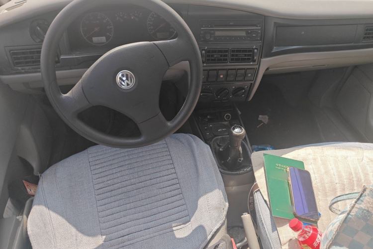 Used Volkswagen Santana Vista 2008 1.8L Manual Sishang Model
