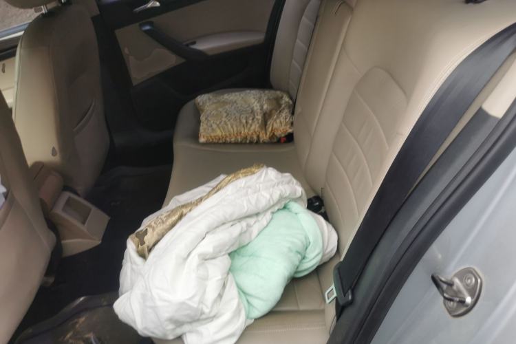 Used Volkswagen Santana 2013 1.6L Manual Luxury Edition Left Rear Seat