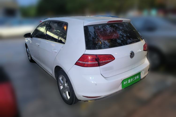 Used Volkswagen Golf 2016 1.6L Automatic Comfort Model Rear Left 45 Deg