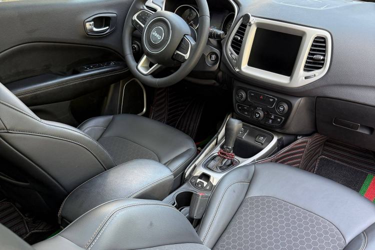 Used Jeep Compass 2019 220T Automatic Enjoyment Version