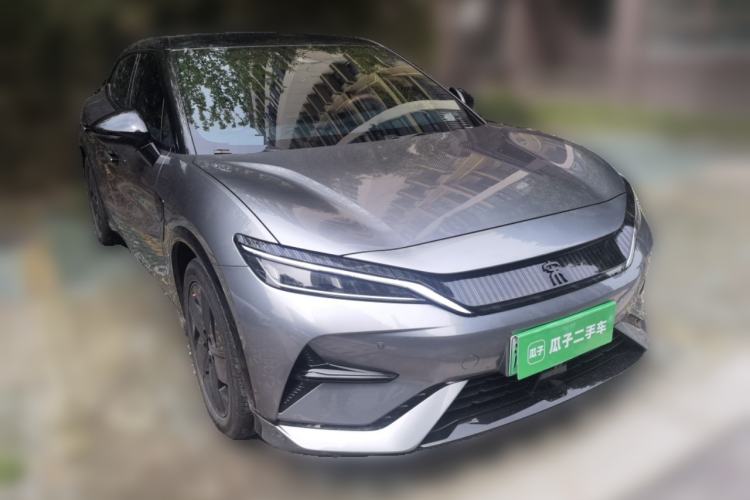 Used BYD Song L EV 2024 550 km Excellence Version Front Right 45 Deg