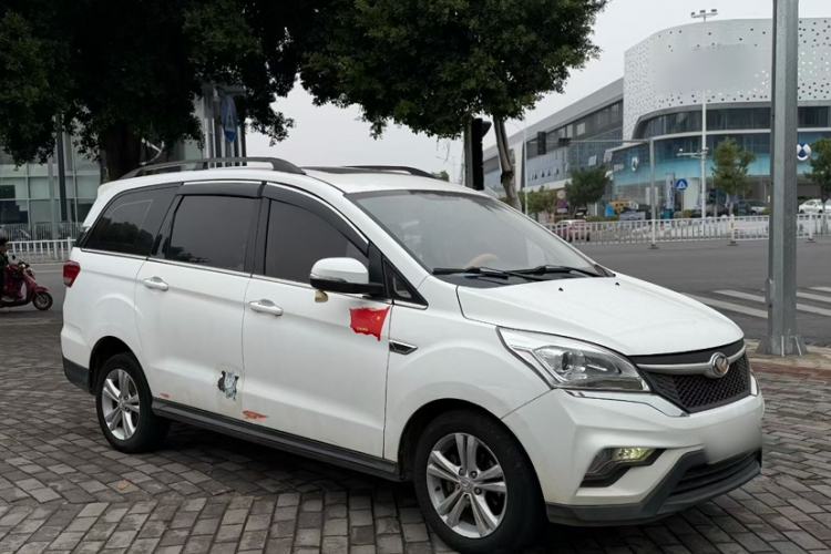 Used Dongfeng Fengon 370 2016 1.5L Manual Standard Edition SFG15-05 7 Seats