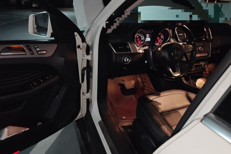 Used Mercedes-Benz GLE Coupe 2015 GLE 320 4MATIC Coupe SUV Driver Seat