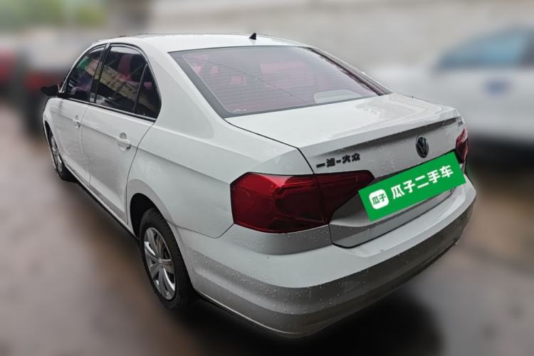 Used Volkswagen Jetta 2017 1.5L Manual Fashion Edition Rear Left 45 Deg