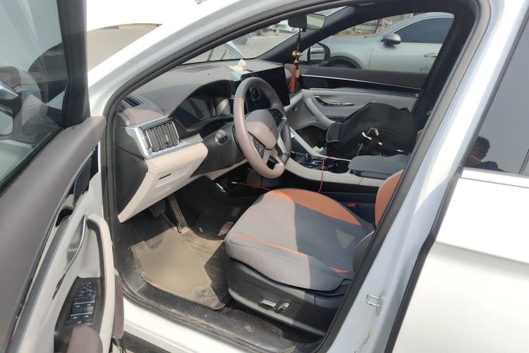 Used BYD Song PLUS New Energy 2025 DM-i 112KM Prestige Model Driver Seat