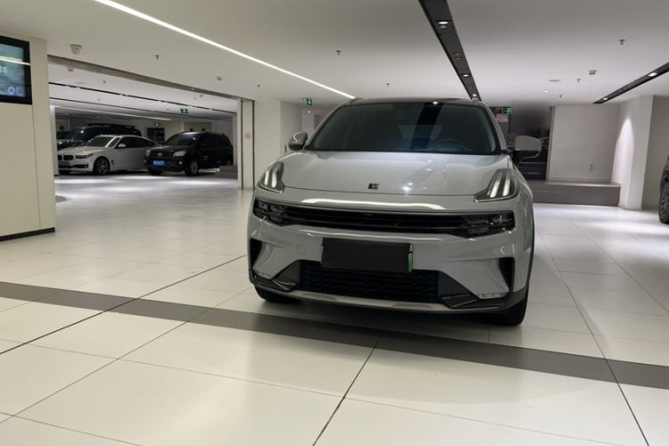 Used Lynk & Co 06 EM-P 2022 PHEV 84 km Range Pro Version Exterior 1