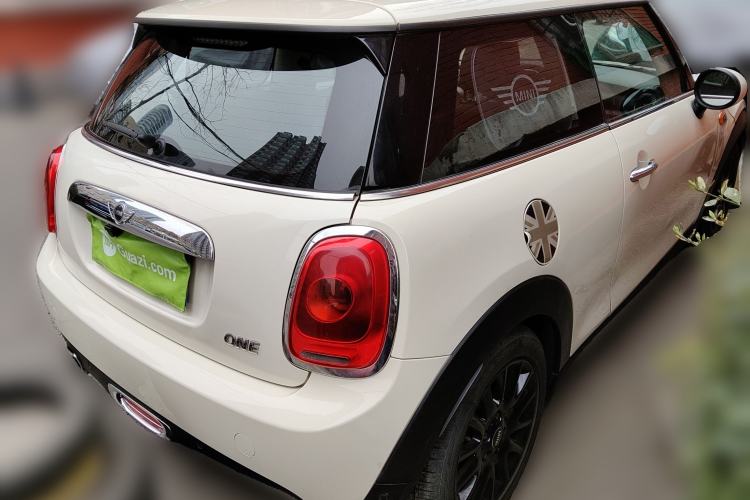 Used MINI 2016 1.2T ONE Pioneer Edition
