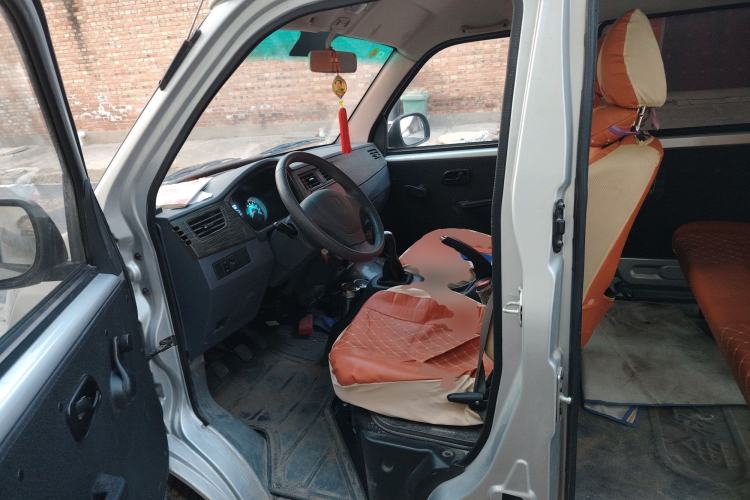 Used Jinbei New Hiace X30L 2023 1.5L Super-Enjoyment Edition Passenger Van 5/6/7-Seater Non-Air-Conditioned Version SWC15M