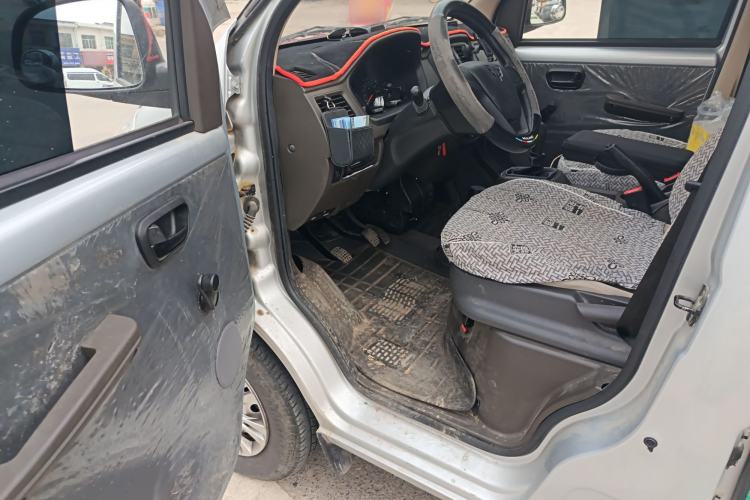 Used Wuling Rongguang S 2023 1.5L Base Version 5/7 Seats