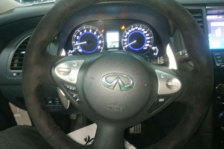 Used Infiniti FX 2013 FX37 Standard Edition