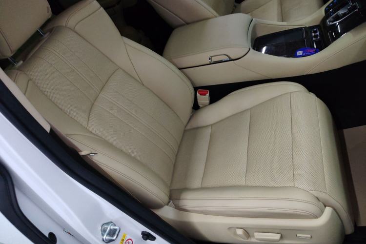 Used Toyota Vellfire 2019 Dual-Engine 2.5L HV Prestige Edition
