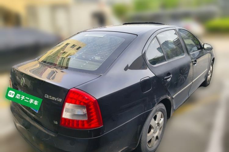 Used Skoda Octavia 2012 1.6L Automatic Yijun Edition Rear Right 45 Deg