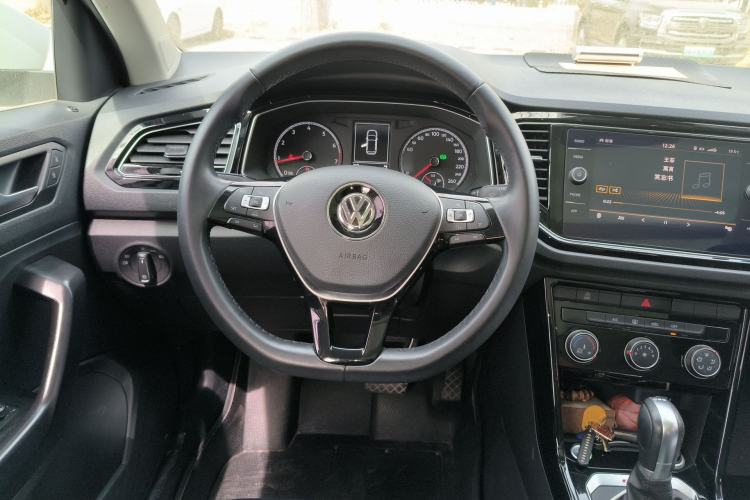 Used Volkswagen T-ROC 2018 280TSI DSG Four-Wheel Drive Comfort Version China V Standard Steering Wheel