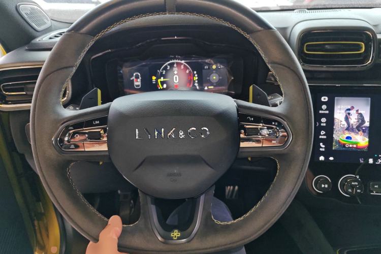 Used Lynk & Co 03 2020 03+ 2.0TD Automatic Wind-Chasing Edition Steering Wheel