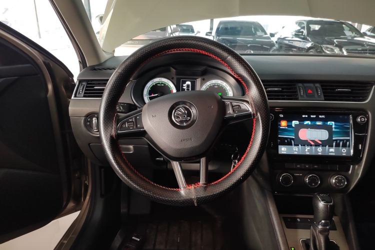 Used Skoda Octavia 2019 TSI230 DSG Luxury Edition