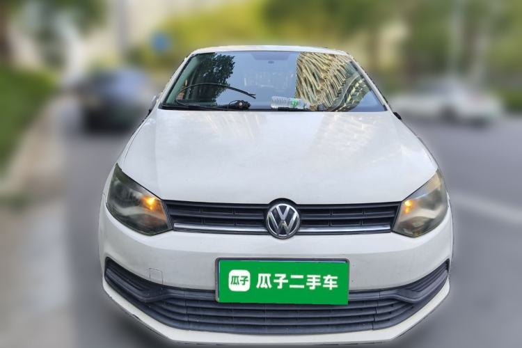 Used Volkswagen Polo 2016 1.4L Manual Fashion Model
