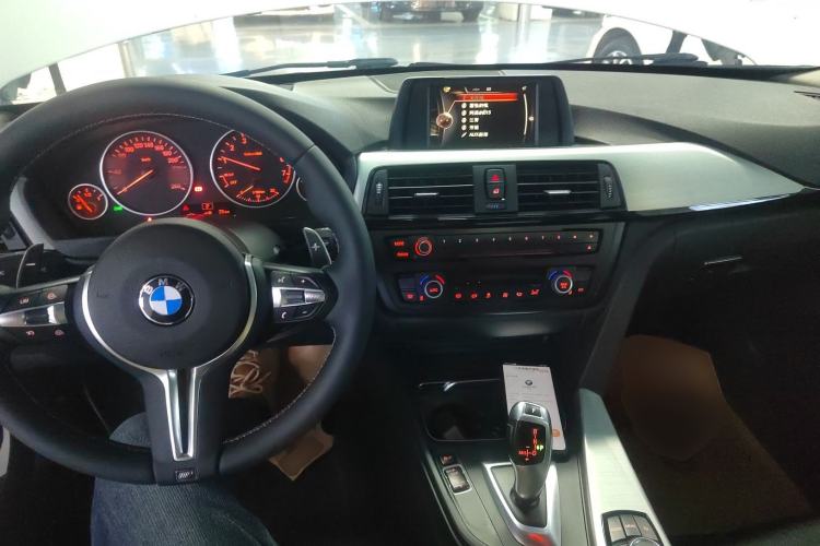 Used BMW 4 Series 2016 420i Fashion Model
