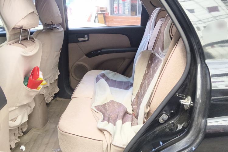 Used Kia Sportage 2013 2.0L Manual Two-Wheel Drive GL Trim
