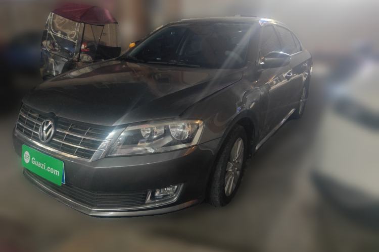 Used Volkswagen Lavida 2013 1.6L Manual Comfort Edition