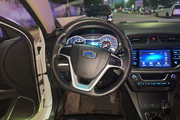 Used Geely Auto Emgrand 2017 Sedan Million Edition 1.5L Manual - Upward Version