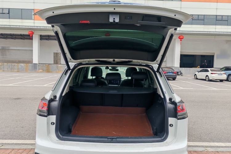 Used Volkswagen Tayron 2024 330TSI Two-Wheel Drive Luxury Plus Advanced Version