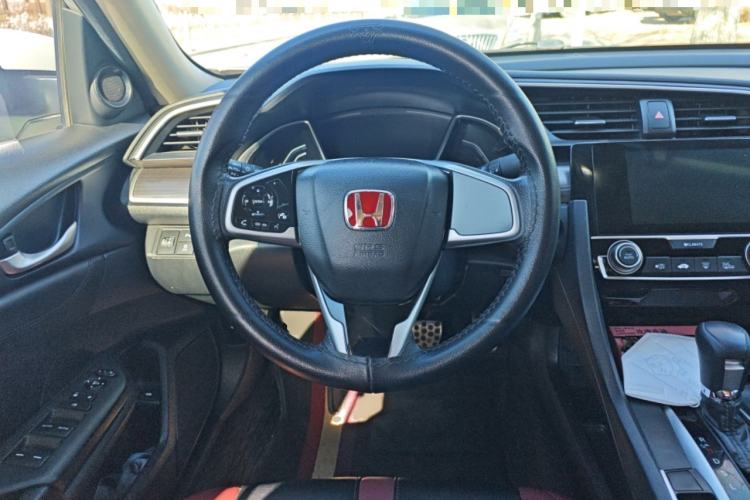 Used Honda Civic 2019 220TURBO CVT Dynamic Edition China VI Emission Standard Steering Wheel