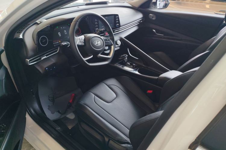 Used Hyundai Elantra 2023 1.5L CVT GLX Elite Edition