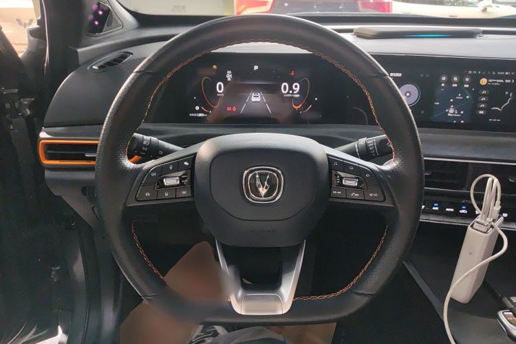 Used CHANGAN UNI-T 2022 1.5T Prestige Version
