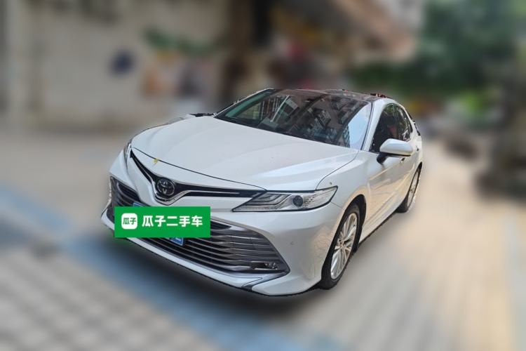 Used Toyota Camry 2019 Revised Version 2.5G Luxury Edition Guazi used car, China used car export, Used car for sale, Used  cars, Cheapest cars for sale