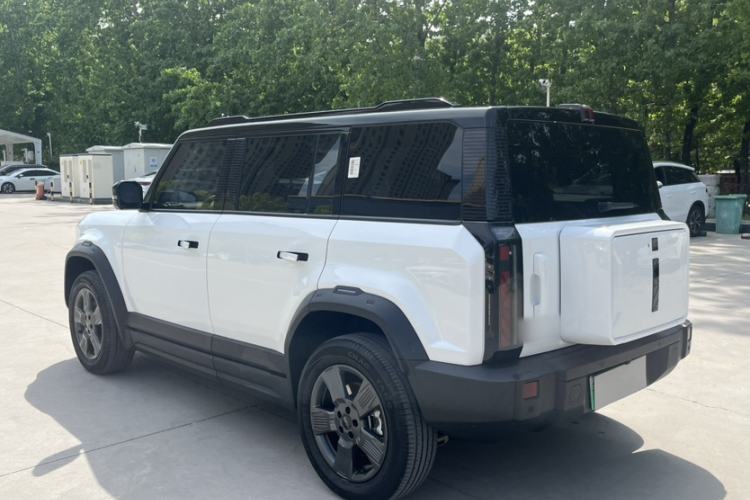 Used iCAR 03 2024 401km Two-Wheel Drive Standard Advanced Version Exterior 8