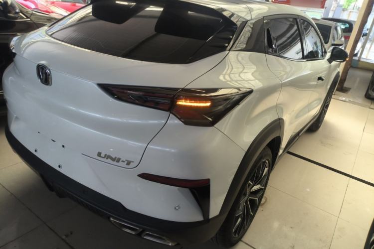 Used CHANGAN UNI-T 2022 1.5T Prestige Version
