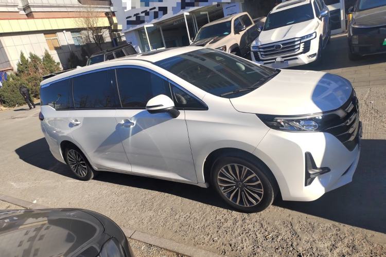 Used GAC Trumpchi M6 2021 270T DCT Luxury Edition (7-seater)
