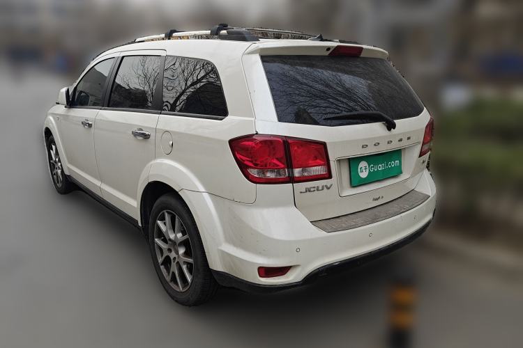 Used Dodge Journey 2013 2.4L Two-Wheel Drive Luxury Version