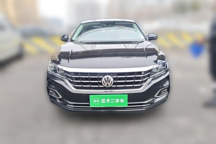 Used Volkswagen Passat 2020 330TSI Luxury Edition China VI