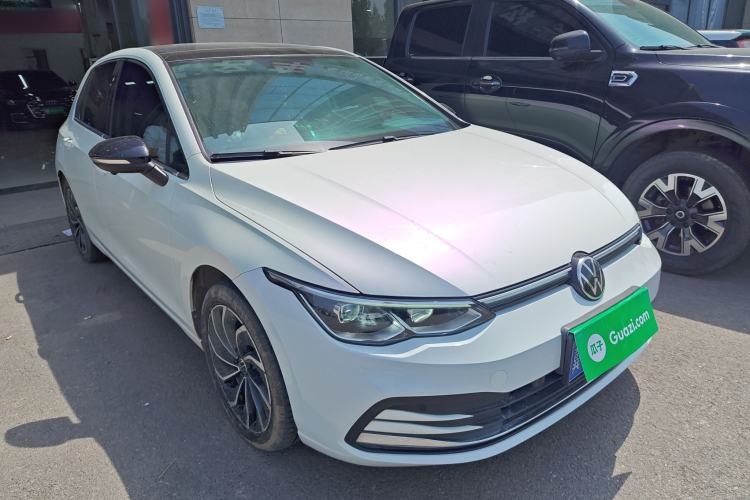 Used Volkswagen Golf 2023 Facelift 280TSI DSG Pro Front Right 45 Deg