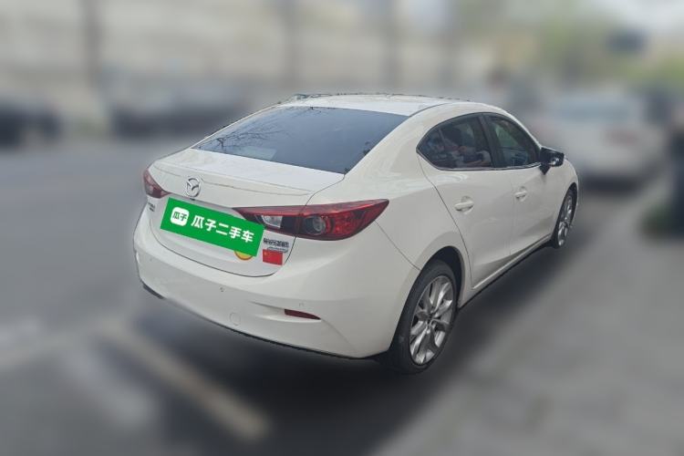 Used Mazda 3 Axela 2014 Sedan 2.0L Automatic Flagship Model