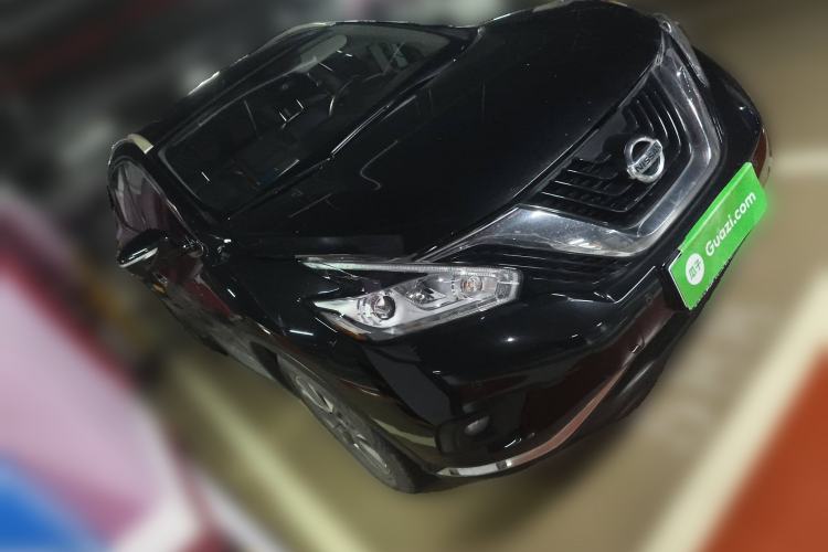 Used Nissan Murano 2021 2.5L XL Two-Wheel Drive Smart Connect Luxury Edition Front Right 45 Deg
