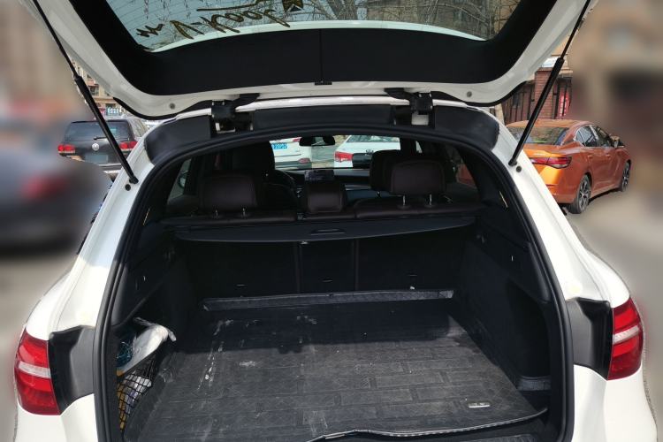 Used Mercedes-Benz GLC 2017 GLC 260 4MATIC Dynamic Edition
