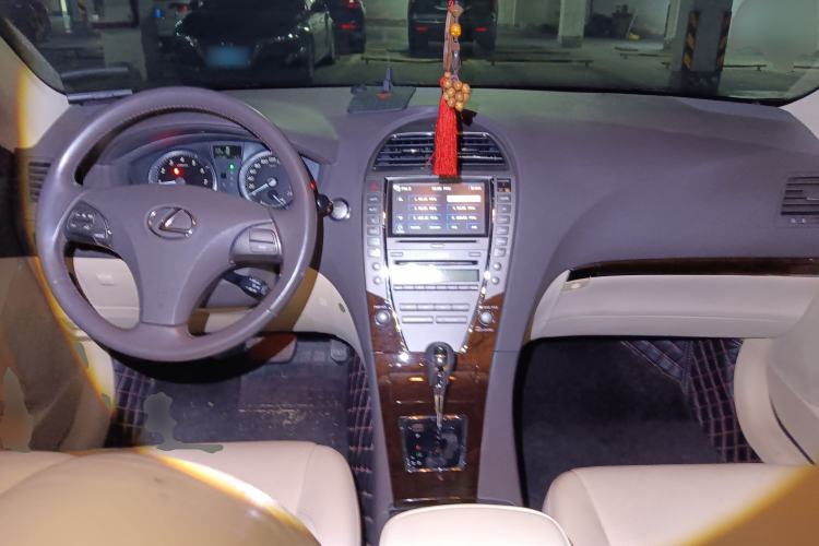Used Lexus ES 2010 240 Luxury Edition

