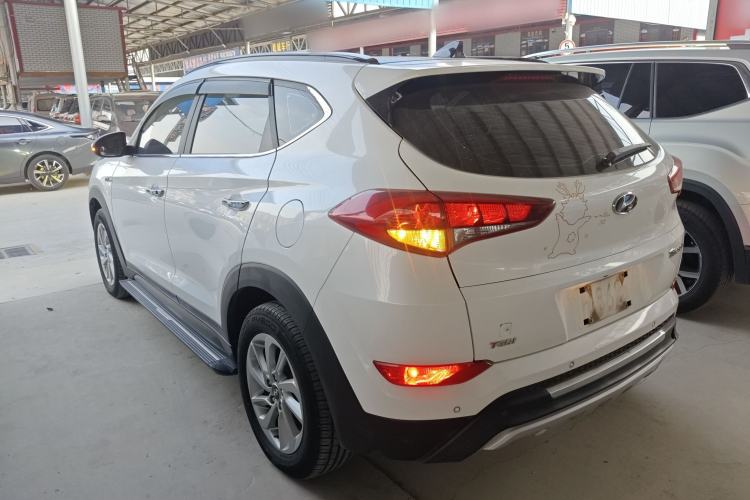 Used Hyundai Tucson 2015 1.6T Dual-Clutch Two-Wheel-Drive Smart Model Rear Left 45 Deg