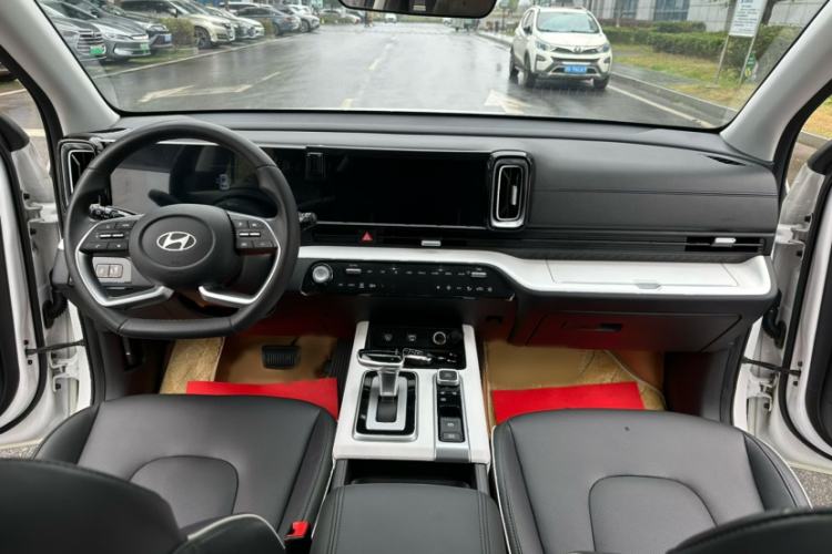 Used Hyundai ix35 2023 Musso 2.0L Deluxe Edition DLX
