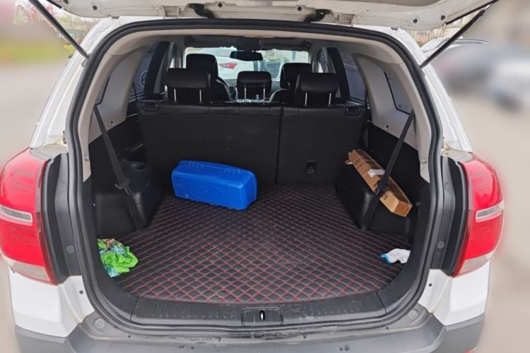 Used Chevrolet Captiva 2017 2.4L Two-Wheel Drive Luxury Edition 7 Seats Trunk