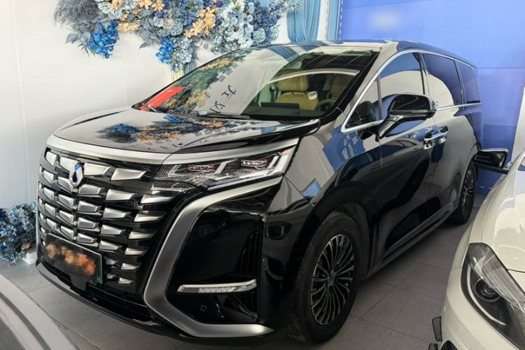 Used Denza D9 2022 DM-i 970 Four-Wheel Drive Flagship Model