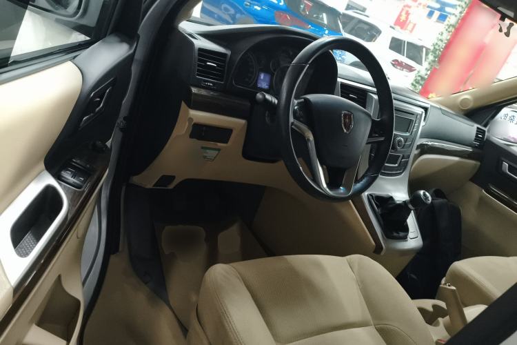 Used Jinbei Grace 2016 2.0L Classic Edition Luxury Short-Wheelbase 7-Seater
