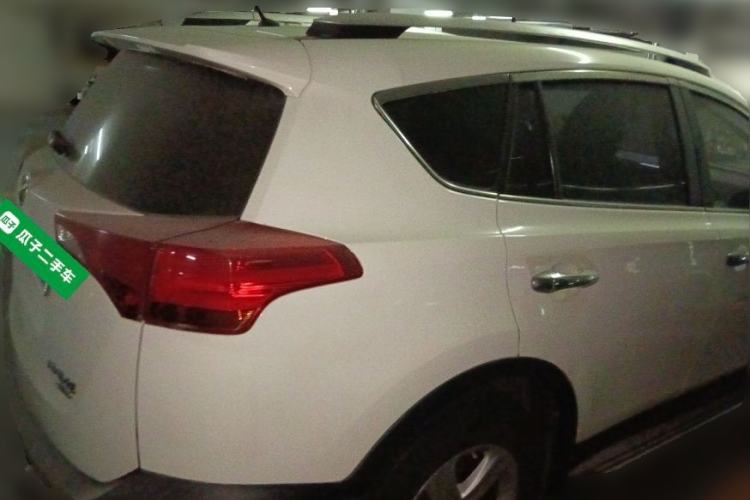 Used Toyota RAV4 2013 2.0L CVT Two-Wheel Drive Urban Edition
