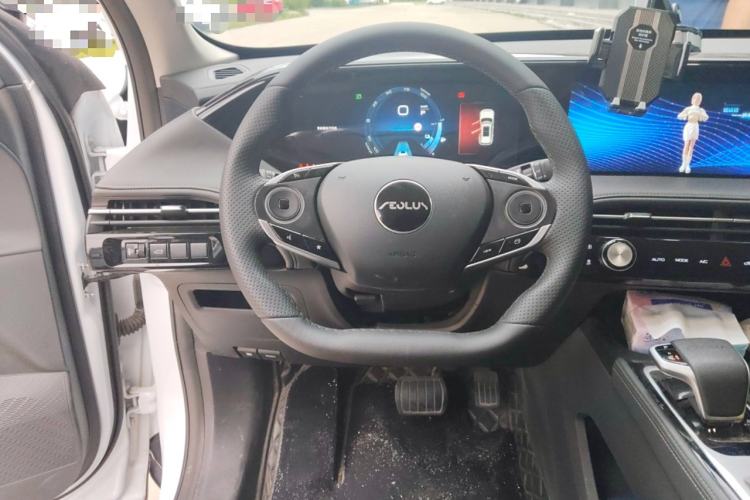 Used Dongfeng Aeolus Huge 2022 Mach Dual-Motor 1.5T MHD Dare-to-Dream Edition