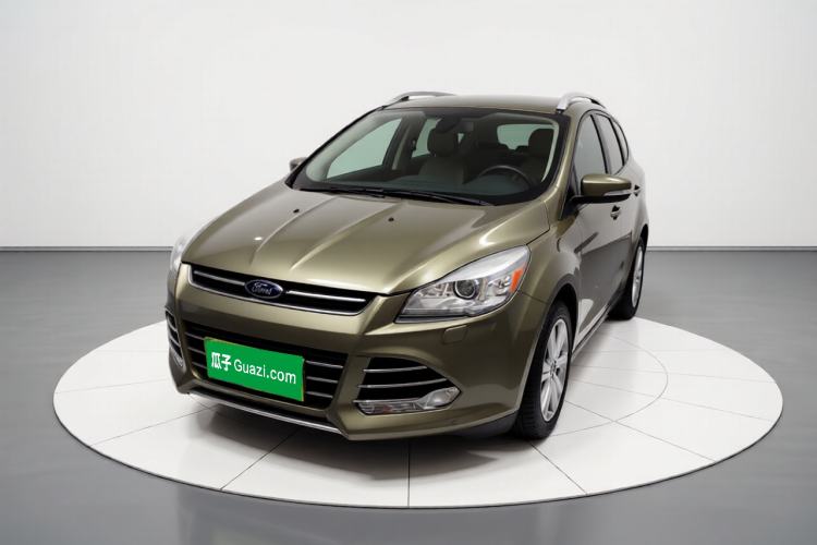 Used Ford Kuga 2015 2.0L GTDi Four-Wheel-Drive Sport Model