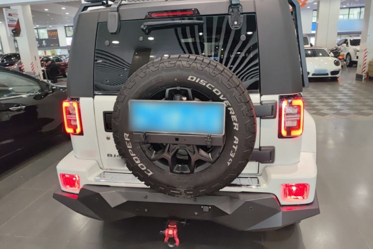 Used BAIC Off-Road BJ40 2023 2.0D Automatic Four-Wheel Drive Blade Hero Edition Adventurer Type