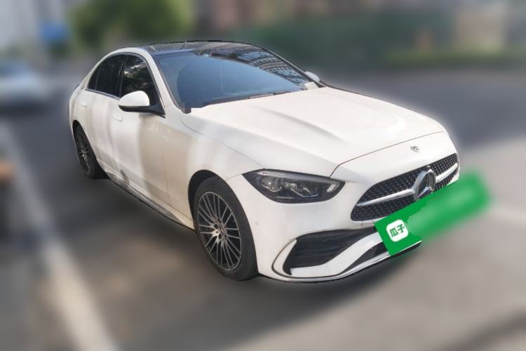 Used Mercedes-Benz C-Class 2023 Facelift C 260 L Front Right 45 Deg