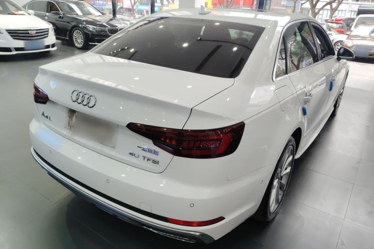 Used Audi A4L 2019 40 TFSI Fashion Edition China VI Emission Standard